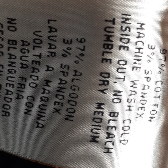 Womens LA Idol Jeans. 42”/32” like new - Picture 6 of 6